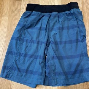 Men’s Lululemon Shorts - Size Medium - Linerless